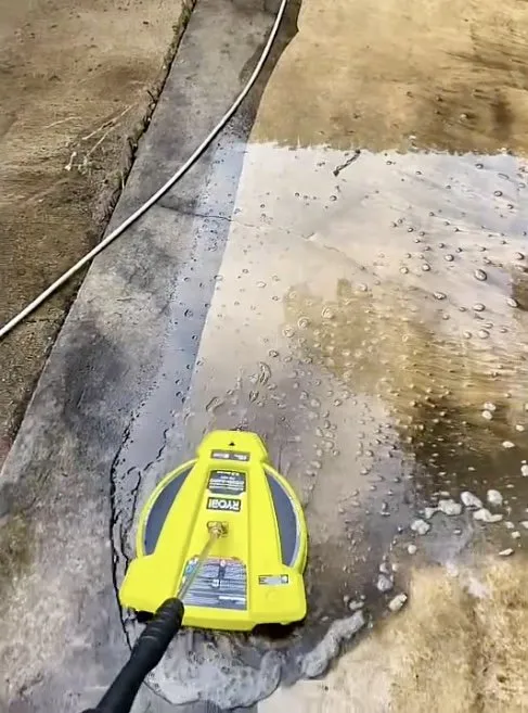 Top-rated lawn care service in Broken Arrow, OK by J’s Mobile Pressure Washing