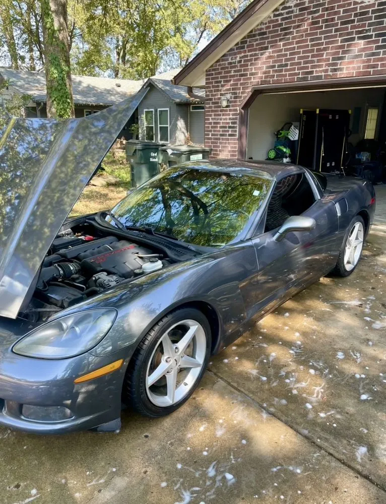 Reliable outdoor landscaping for year-round maintenance across Broken Arrow, OK - J’s Mobile Pressure Washing