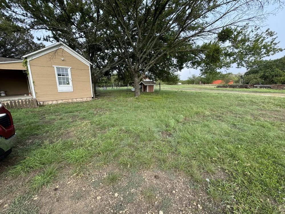 Professional yard cleanup service near you in San Antonio, TX by JS Mowing