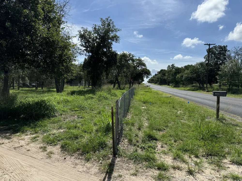 Custom lawn care service with custom design across San Antonio, TX - JS Mowing