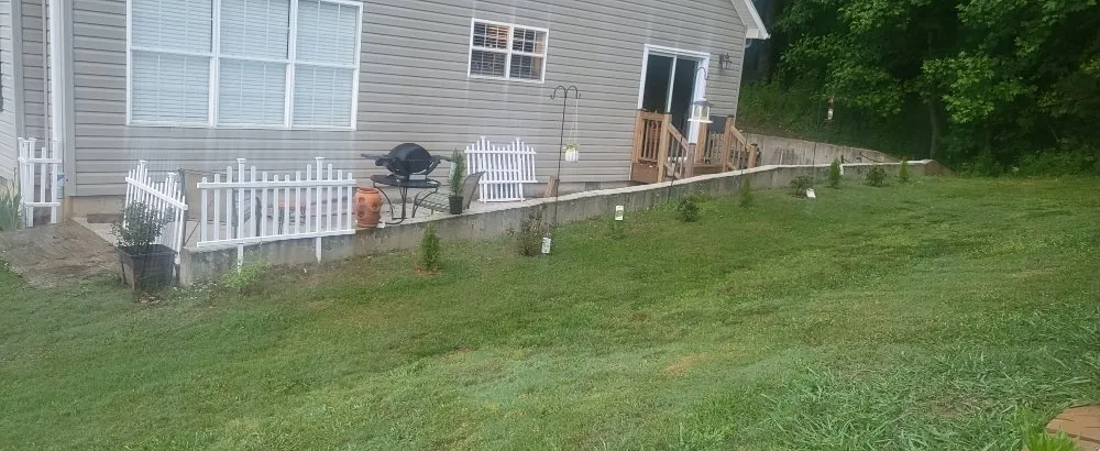 Professional lawn mowing service in Temple, GA by JS Precision Lawn