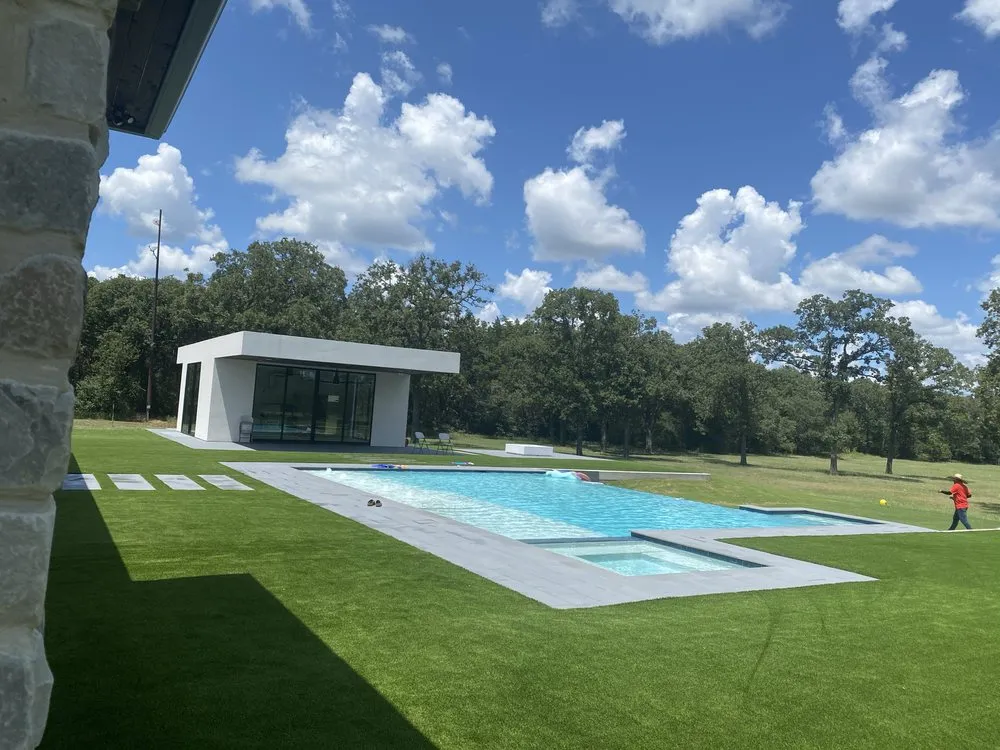 Local residential landscaping experts serving Willis, TX - JS Premier Outdoor Services