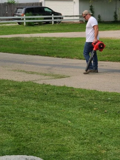 Affordable residential landscaping in Independence, IA - J's Property Maintenance