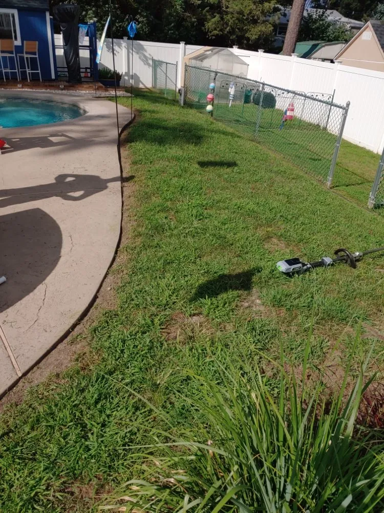 Professional yard maintenance for homes in Lakehurst, NJ by J&S Seasonal Impact