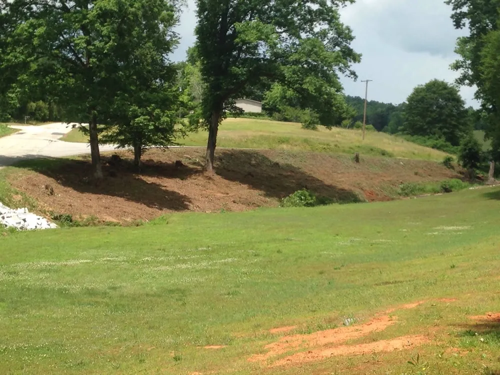 Custom lawn mowing service experts serving Travelers Rest, SC - Jsb Grading