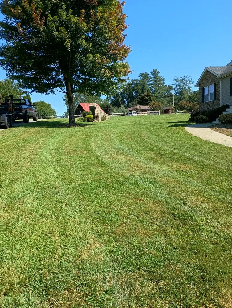Affordable yard maintenance in Hendersonville, NC - JSC Lawn Care & Landscaping