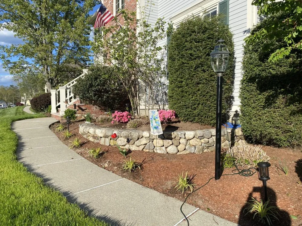 Custom garden landscaping in Reading, MA - JSCS Landscaping