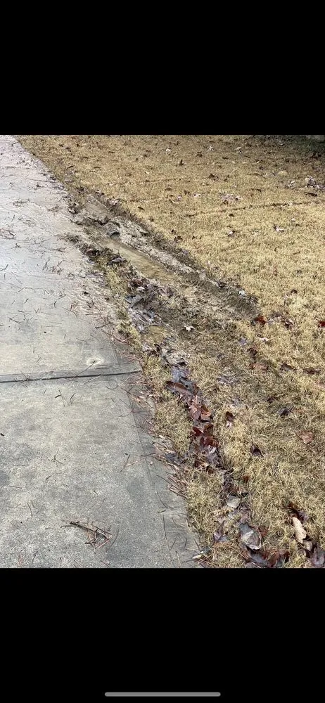 Expert lawn mowing service in Hoschton, GA by JSF landscaping