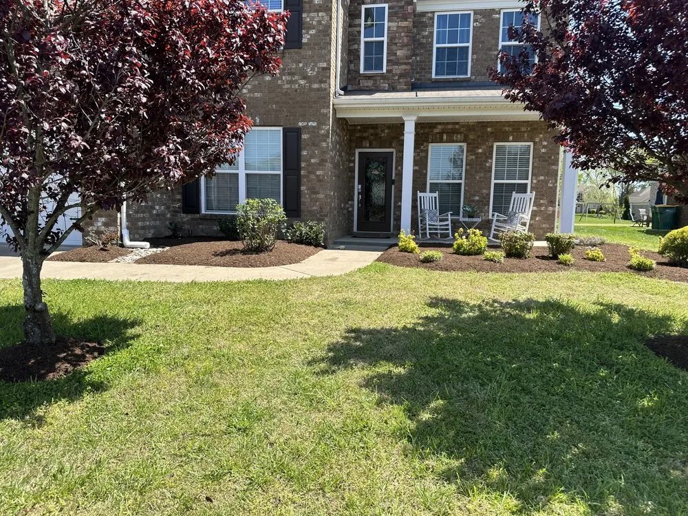 Professional garden landscaping in Spring Hill, TN - J&SLLS