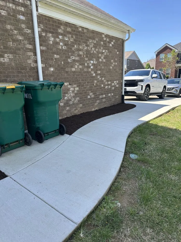 Top-rated yard cleanup service for year-round maintenance in Spring Hill, TN by J&SLLS