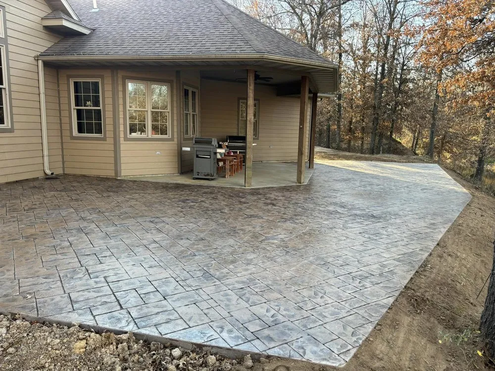 Expert landscaping services in Pittsburg, KS by JT Companies