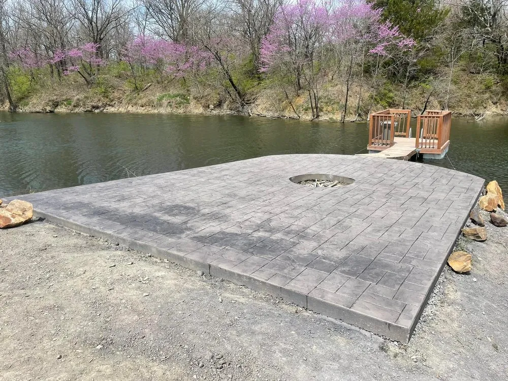 Affordable yard maintenance near you in Pittsburg, KS by JT Companies