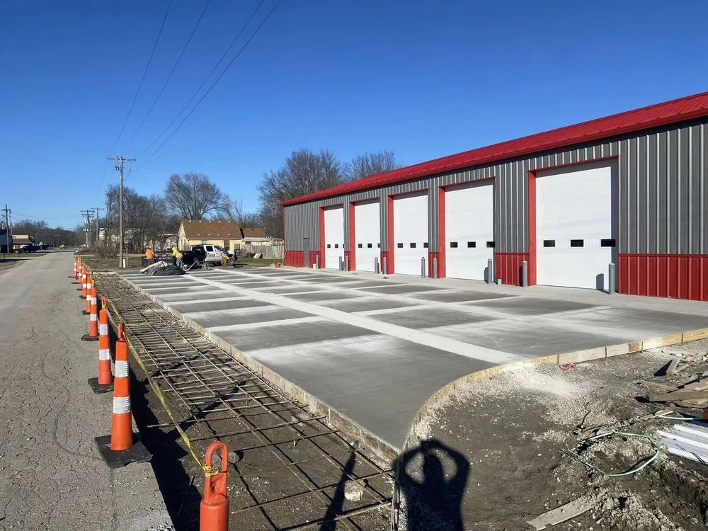 Expert yard maintenance in Pittsburg, KS by JT Companies