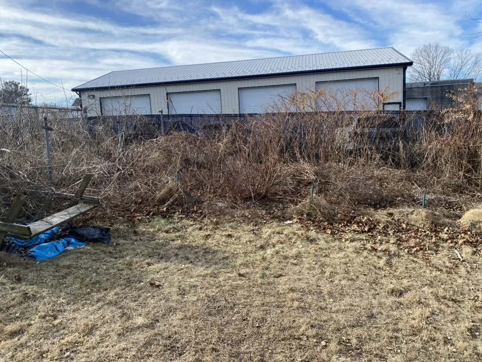 Expert garden landscaping in Hamden, CT - J&T Handyman services