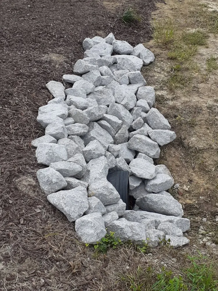 Trusted garden landscaping in Elm City, NC by J&T Landscaping