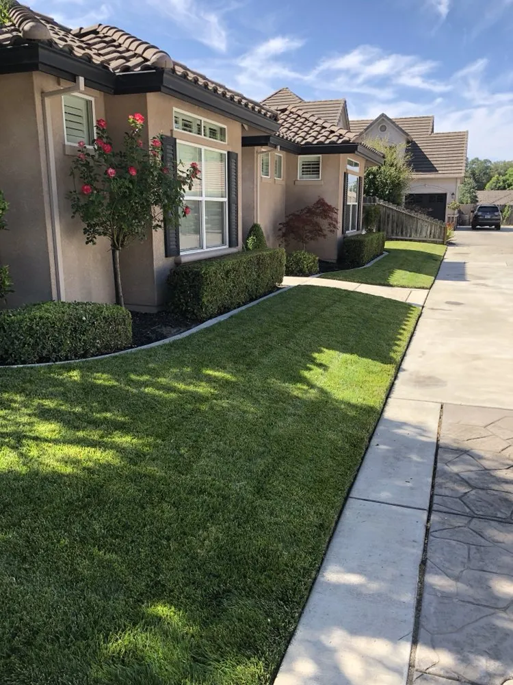Professional landscaping services experts serving Galt, CA - J&T Landscaping