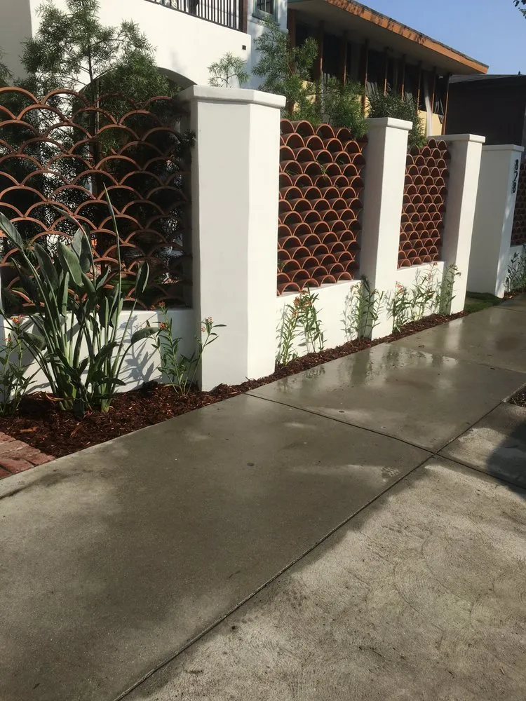 Local yard maintenance experts serving Los Angeles, CA - JT Landscaping