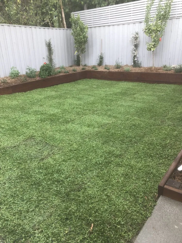 Custom residential landscaping in Los Angeles, CA by JT Landscaping