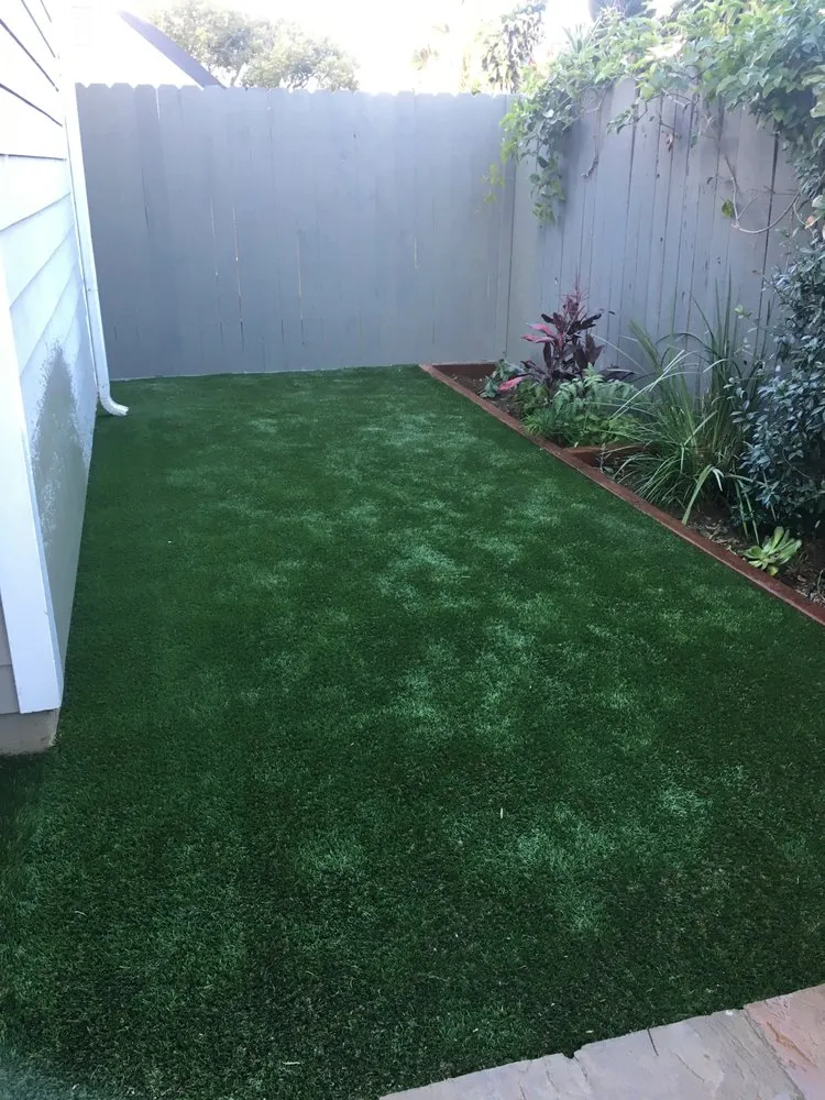 Affordable yard cleanup service in Los Angeles, CA by JT Landscaping