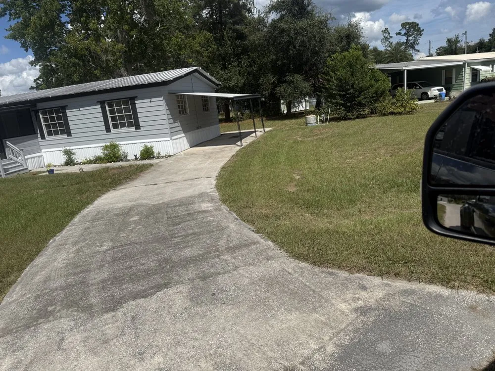 Local yard cleanup service experts serving Ocala, FL - JT Landscaping