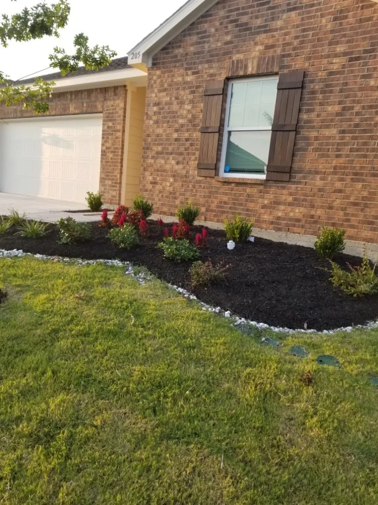 Affordable residential landscaping for residential properties in Duncanville, TX by JT Lawn Service