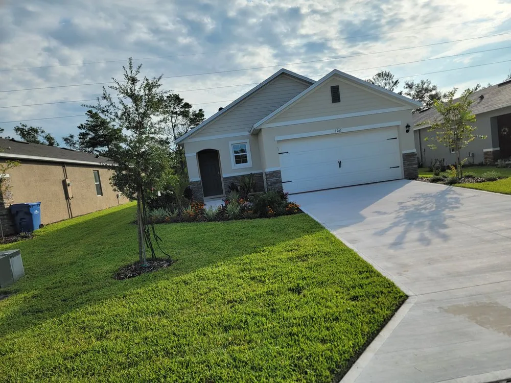 Expert residential landscaping in Daytona Beach, FL by JT Lawns