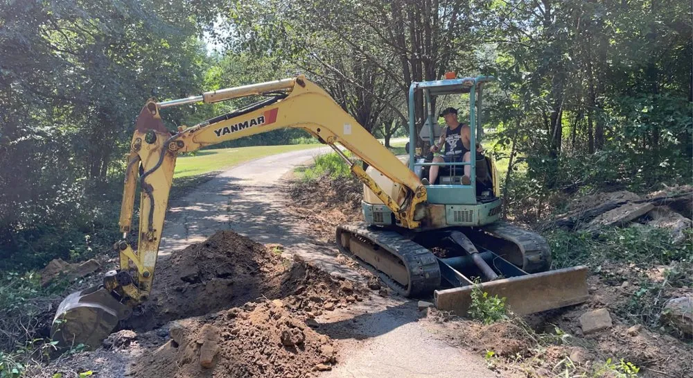 Professional lawn mowing service experts serving Cedarville, AR - JTB Land Management