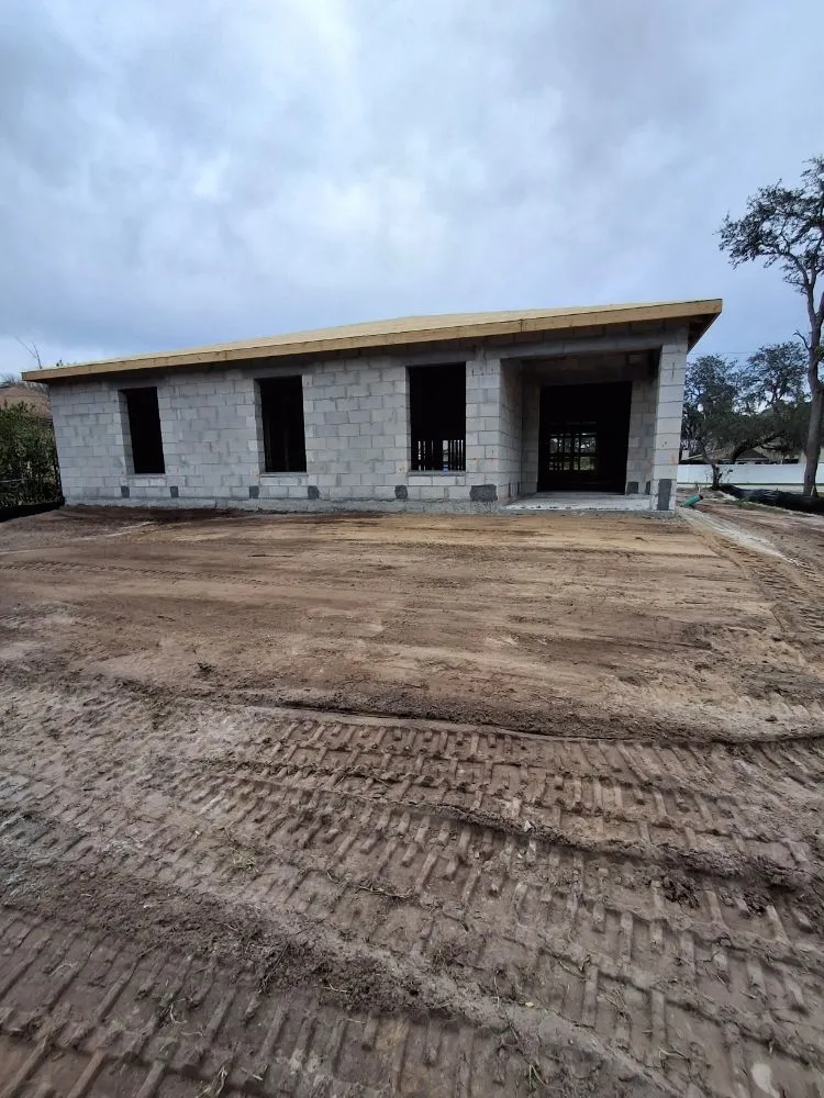 Professional lawn care service experts serving Orange City, FL - JTF Construction