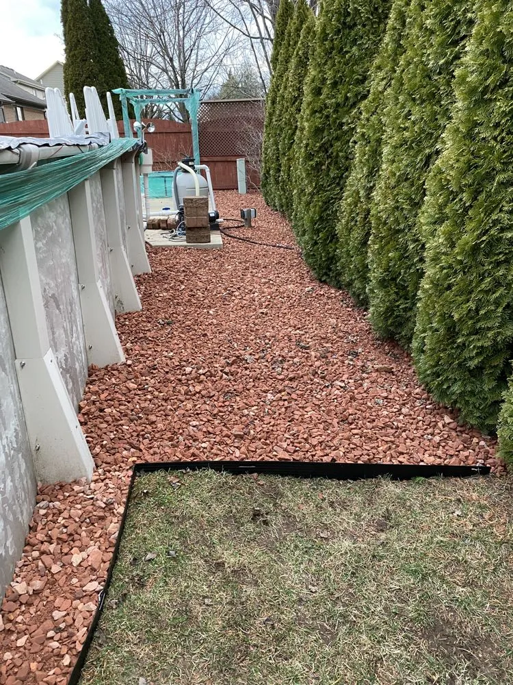 Expert garden landscaping experts serving Saint Clair Shores, MI - JTH Lawn care and Landscaping