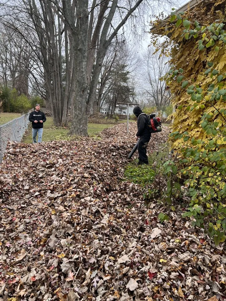 Trusted residential landscaping experts serving Saint Clair Shores, MI - JTH Lawn care and Landscaping