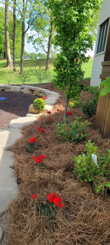 Trusted landscape installation experts serving Owensboro, KY - Jthomas Lawn Care Services