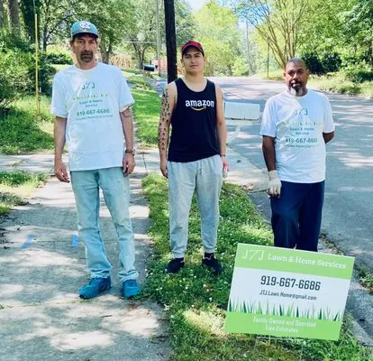 JTJ Lawn & Home Service Logo