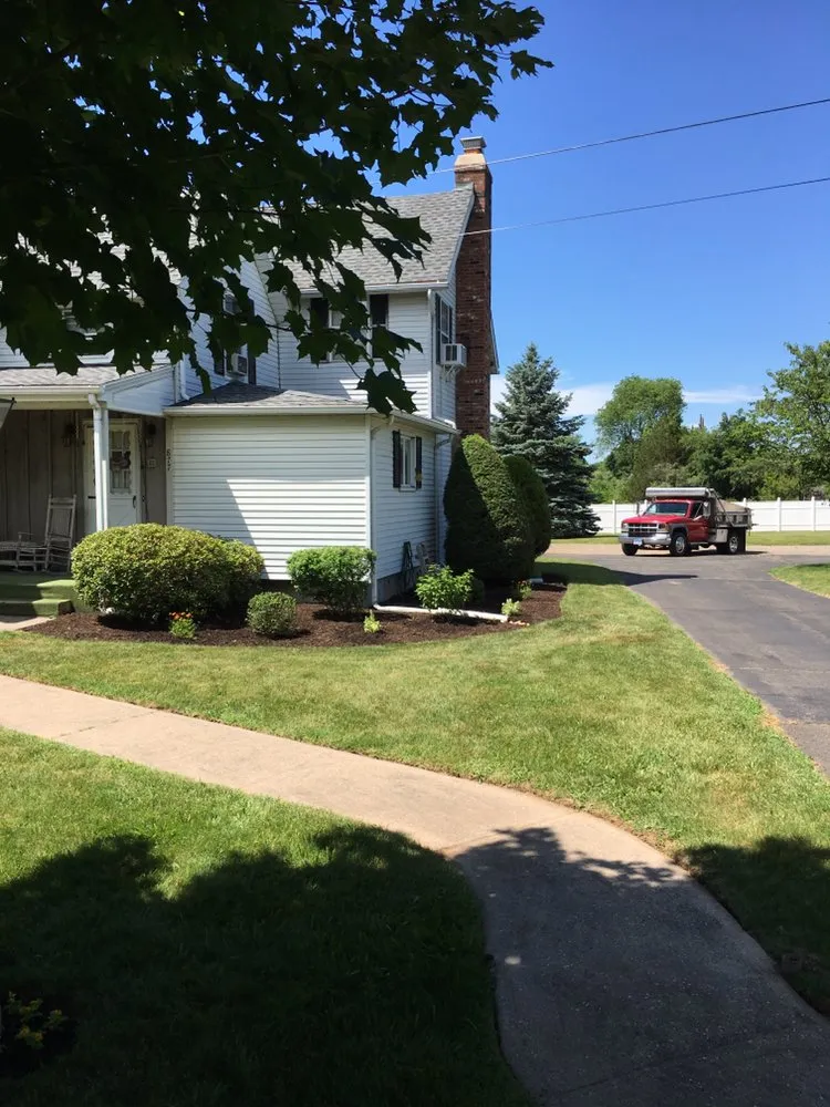 Local landscaping services experts serving Meriden, CT - JTL Landscape Solutions