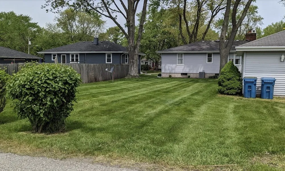 Top-rated residential landscaping in Crown Point, IN - JTLK Turf