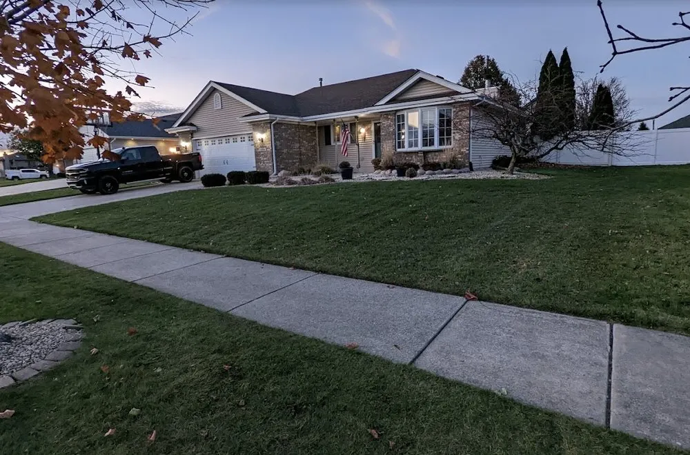 Custom landscaping services experts serving Crown Point, IN - JTLK Turf