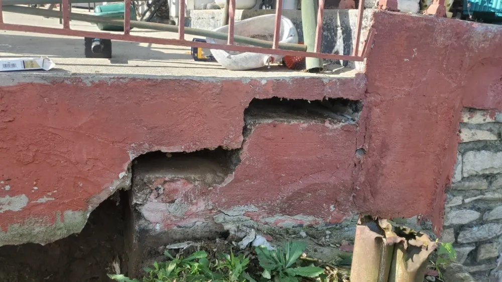 Professional lawn mowing service with custom design across London, KY - JTS Chore List Home Services