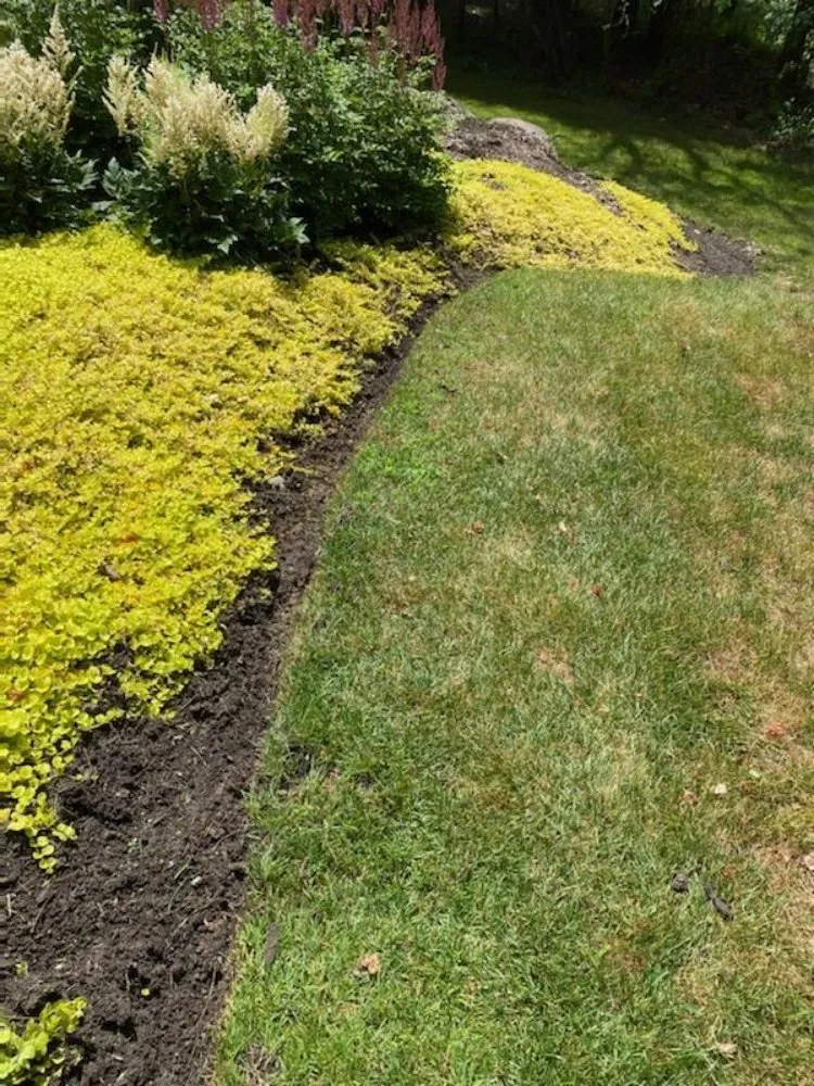 Trusted garden landscaping with custom design across Waterford Township, MI - JT's Landscape Maintenance