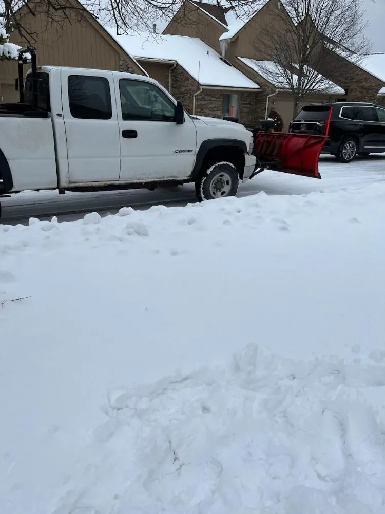 Affordable residential landscaping in Waterford Township, MI - JT's Landscape Maintenance