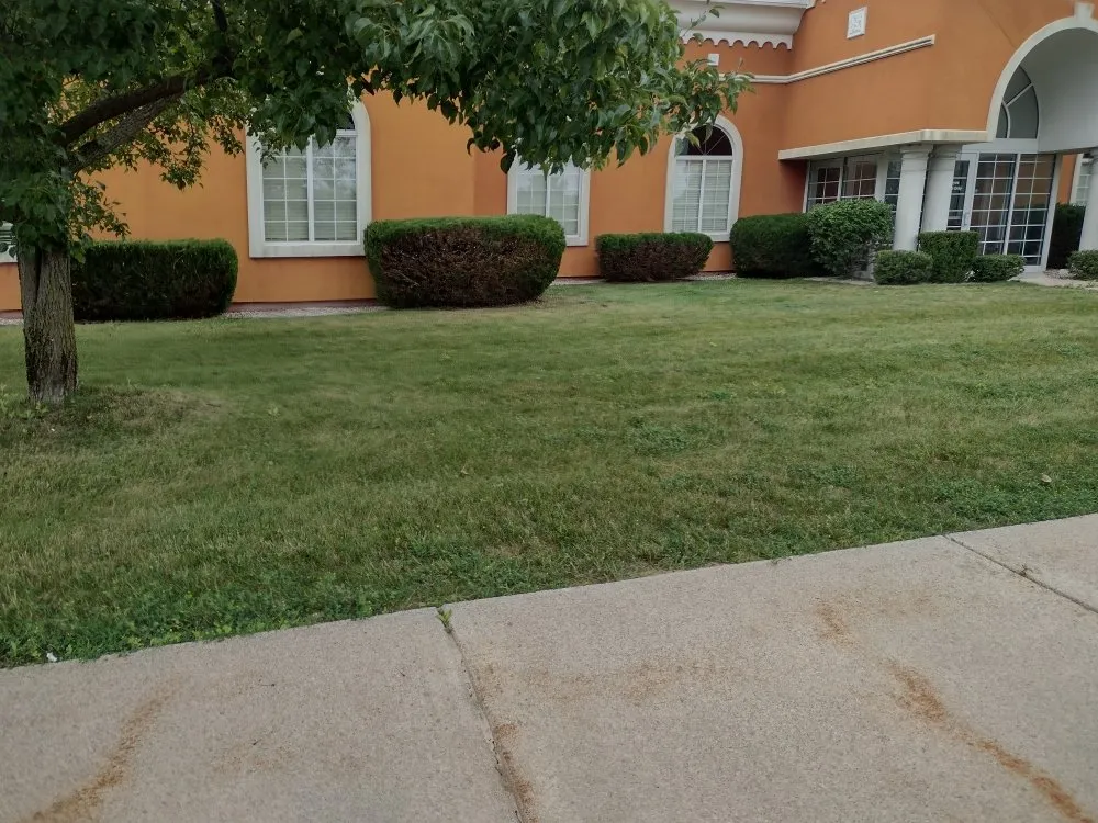 Custom lawn care service in Waterford Township, MI by JT's Landscape Maintenance