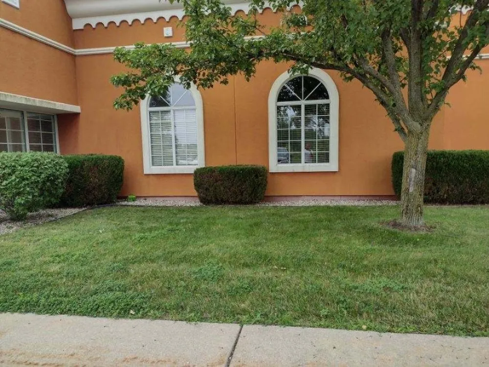 Reliable yard maintenance experts serving Waterford Township, MI - JT's Landscape Maintenance