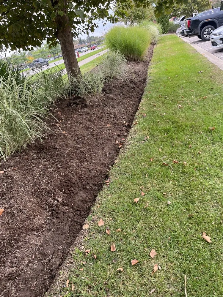 Custom lawn mowing service experts serving Waterford Township, MI - JT's Landscape Maintenance