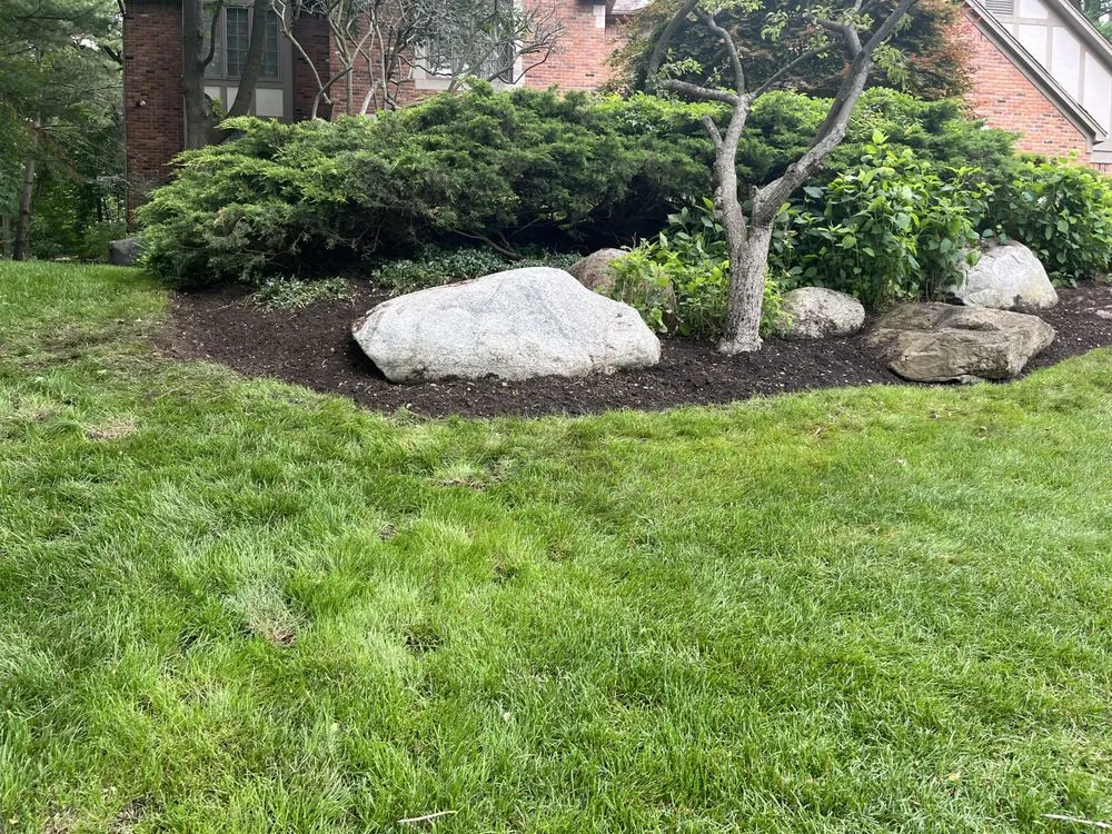 Custom landscape design experts serving Waterford Township, MI - JT's Landscape Maintenance