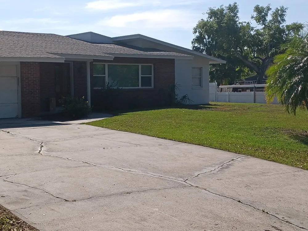 Trusted lawn care service in Eloise, FL by JTS Landscaping and Pressure Washing
