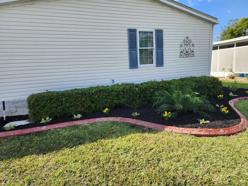 Custom yard maintenance in Eloise, FL - JTS Landscaping and Pressure Washing
