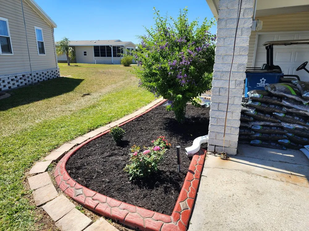Reliable yard cleanup service for beautiful yards in Eloise, FL by JTS Landscaping and Pressure Washing