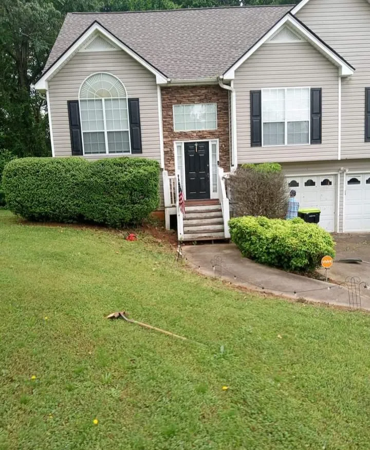 Expert lawn mowing service experts serving Villa Rica, GA - JT's Lawn & Maintenance