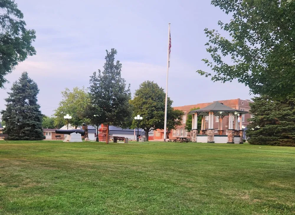 Affordable lawn mowing service near you in Le Roy, IL by JT's Lawn Care & Landscaping