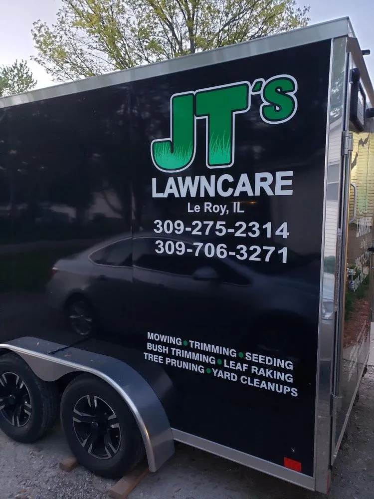 Affordable yard cleanup service experts serving Le Roy, IL - JT's Lawn Care & Landscaping