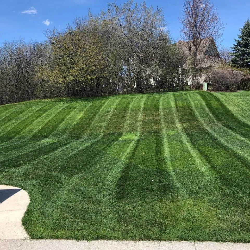 Local residential landscaping experts serving Menomonee Falls, WI - JTS Lawn Maintenance
