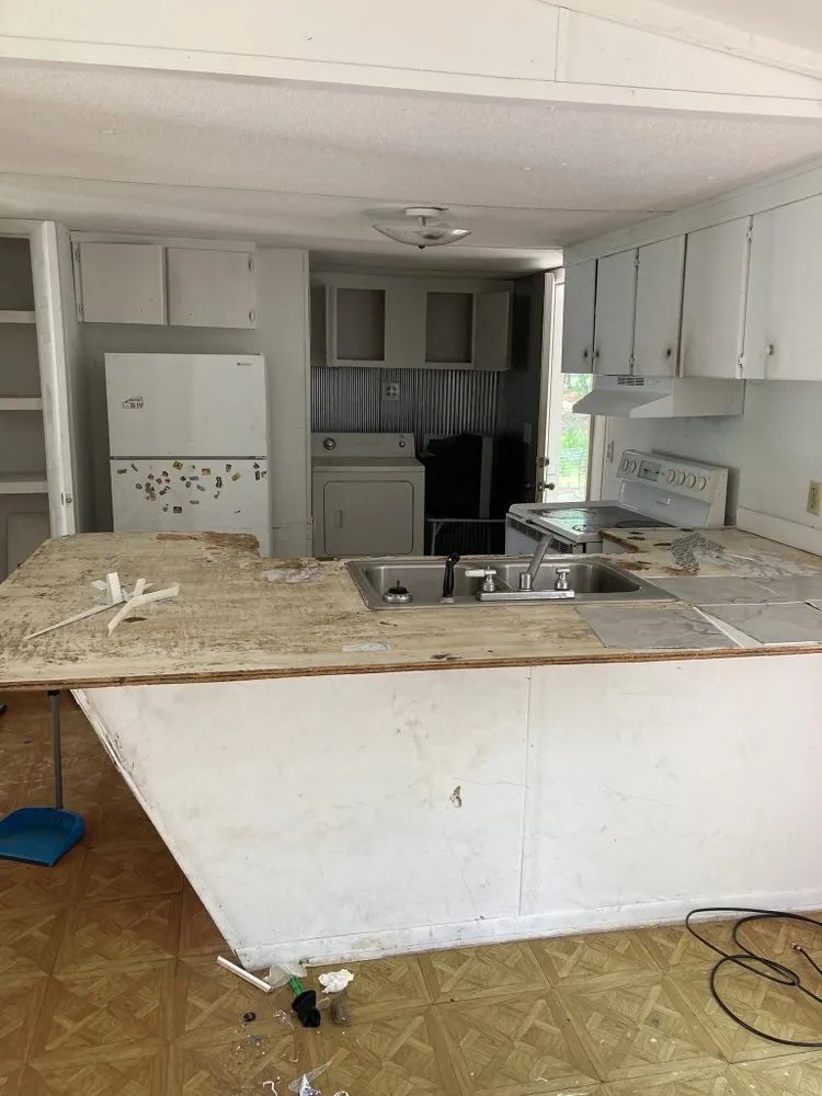 Trusted yard cleanup service in Guntersville, AL - JT’s Lawncare And Handyman